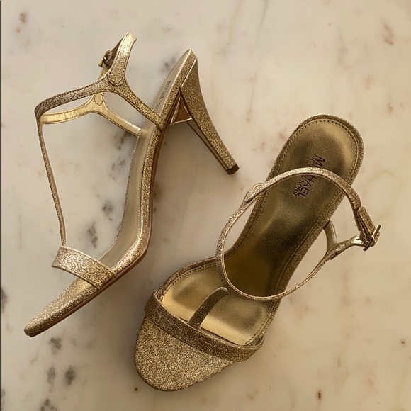 New MICHAEL KORS Arden Gold T-strap Stiletto Sandals shoes - Picture 13 of 15
